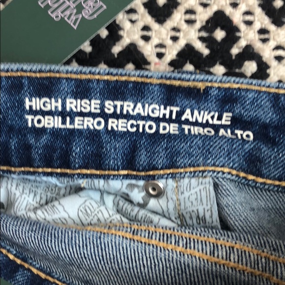 High Rise Jeans - Picture 6 of 6